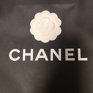 Chanel shopping bag